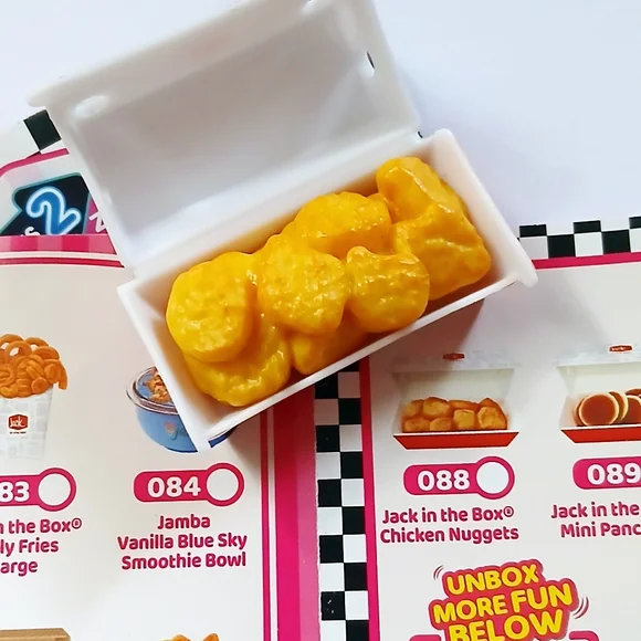 Mini Brands Foodie Series 2 Jack in The Box Chicken Nuggets - Picture 4 of 4